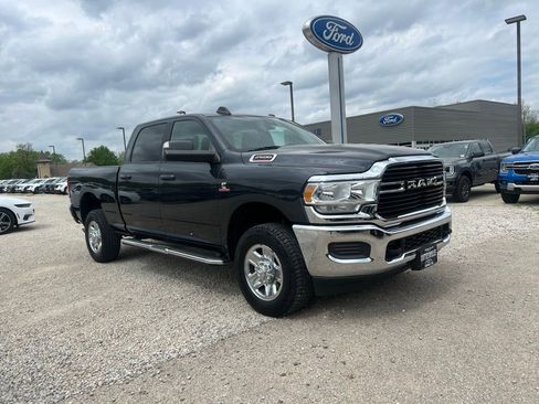 Used 2021 RAM 2500 Big Horn AWD/4WD image 2