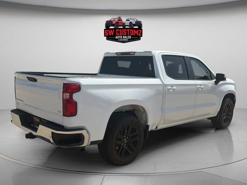 Used 2024 Chevrolet Silverado 1500 LT AWD/4WD image 7