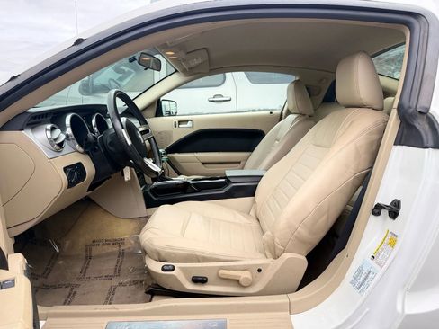 Used 2006 Ford Mustang GT Premium image 10