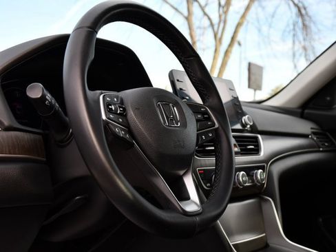 Used 2019 Honda Accord EX-L image 12