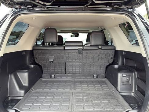 Used 2024 Toyota 4Runner TRD Off-Road Premium image 12