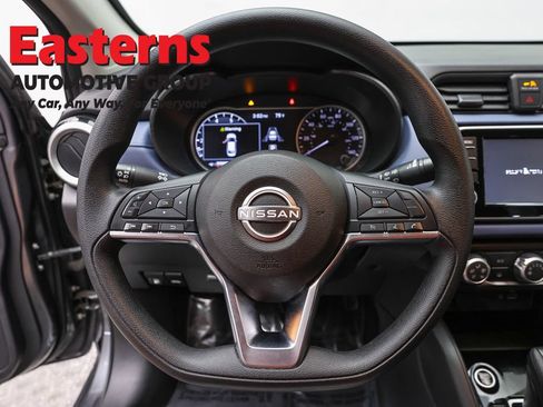 Used 2024 Nissan Versa SV FWD image 10
