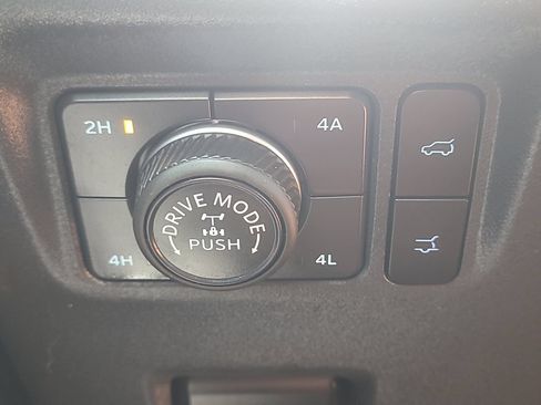 Certified 2025 Ford Expedition Tremor AWD/4WD image 30