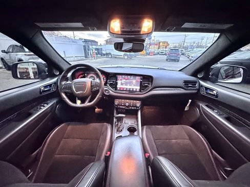 Certified 2023 Dodge Durango R/T image 10