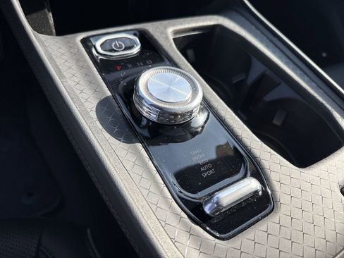 New 2025 Jeep Wagoneer S Limited image 15