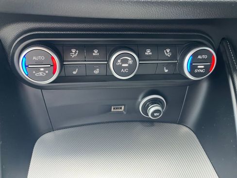 Used 2024 Alfa Romeo Stelvio Ti w/ Active Assist Plus Package AWD/4WD image 17