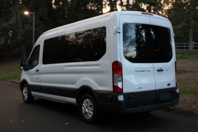 Used 2015 Ford Transit 350 XLT RWD image 4