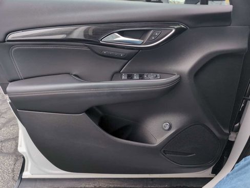 Used 2023 Buick Envision Essence w/ Sport Touring Package image 22