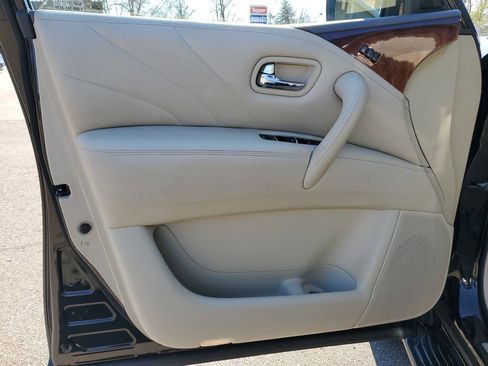 Used 2015 INFINITI QX80 4WD image 18
