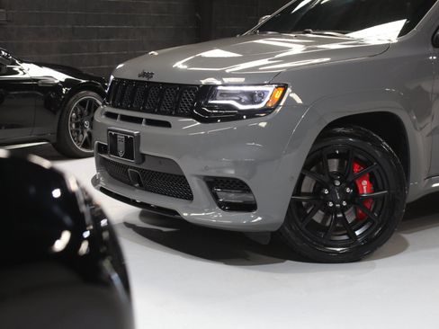 Used 2020 Jeep Grand Cherokee SRT AWD/4WD image 4