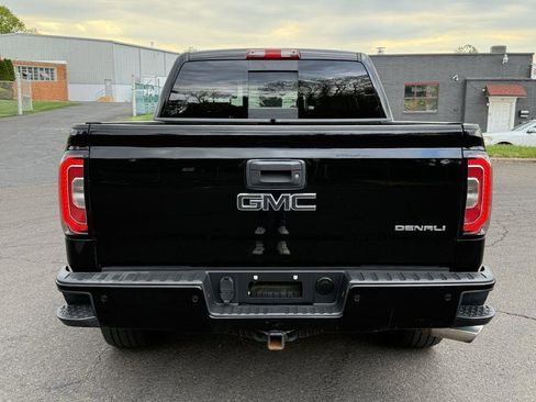 Used 2017 GMC Sierra 1500 Denali w/ Denali Ultimate Package AWD/4WD image 10