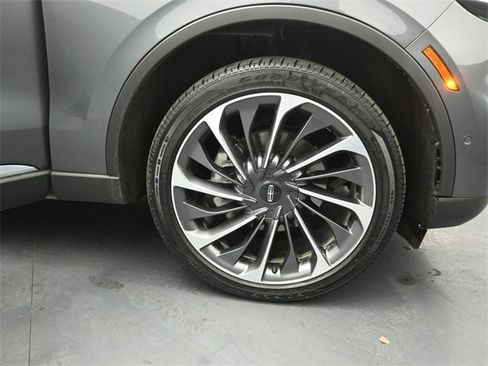 Certified 2023 Lincoln Aviator Reserve w/ Equipment Group 201A image 30