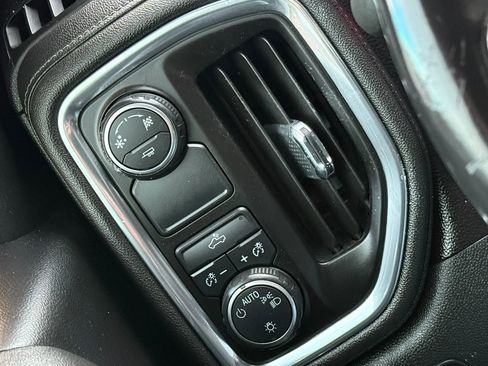 Used 2019 Chevrolet Silverado 1500 LT w/ All-Star Edition image 26