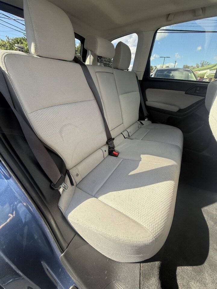 Used 2014 Subaru Forester 2.5i Premium w/ All-Weather Package AWD/4WD image 15