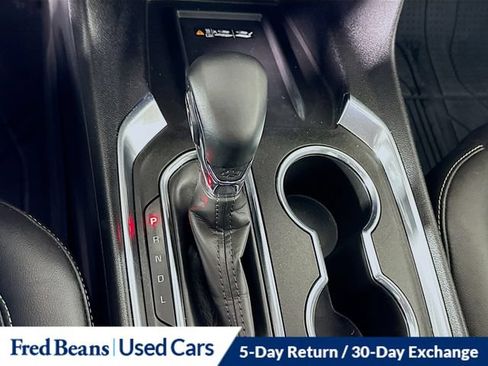 Used 2023 Chevrolet Traverse LT w/ LT Premium Package AWD/4WD image 24