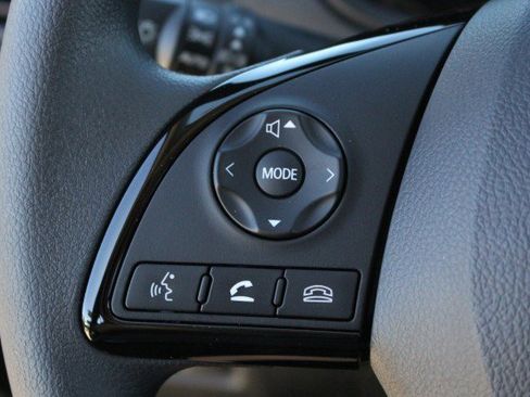 New 2026 Mitsubishi Eclipse Cross LE image 9