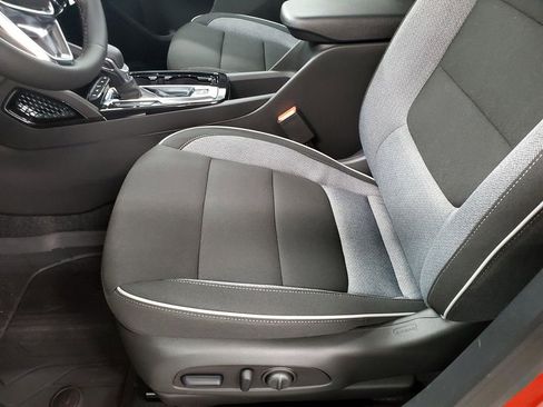 New 2026 Chevrolet TrailBlazer LT w/ Convenience Package image 13