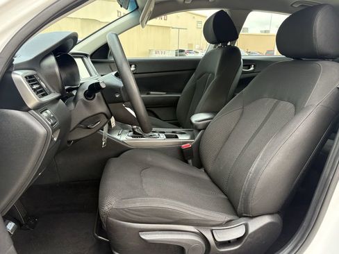 Used 2020 Kia Optima LX FWD image 12