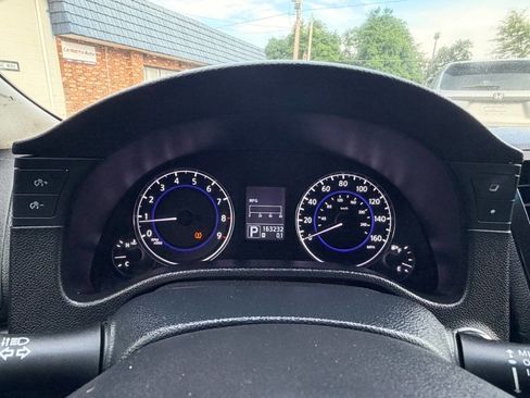 Used 2011 INFINITI G37 x Coupe w/ Premium Pkg AWD/4WD image 9