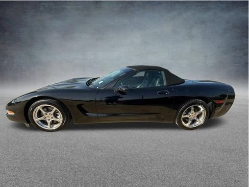 Used 2003 Chevrolet Corvette Convertible w/ Preferred Equipment Group1 RWD image 6