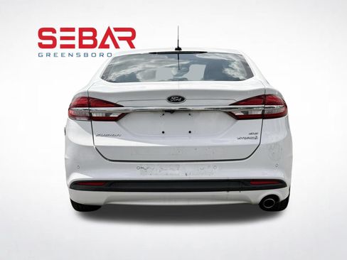 Used 2018 Ford Fusion SE w/ Equipment Group 602A FWD image 7