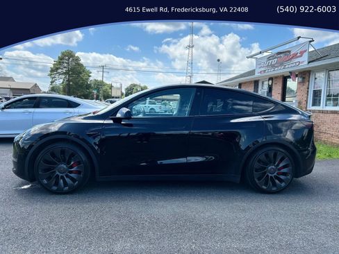 Used 2022 Tesla Model Y Performance AWD/4WD image 2