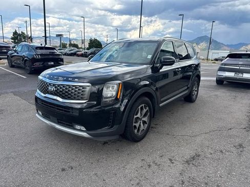 Used 2020 Kia Telluride EX AWD/4WD image 3