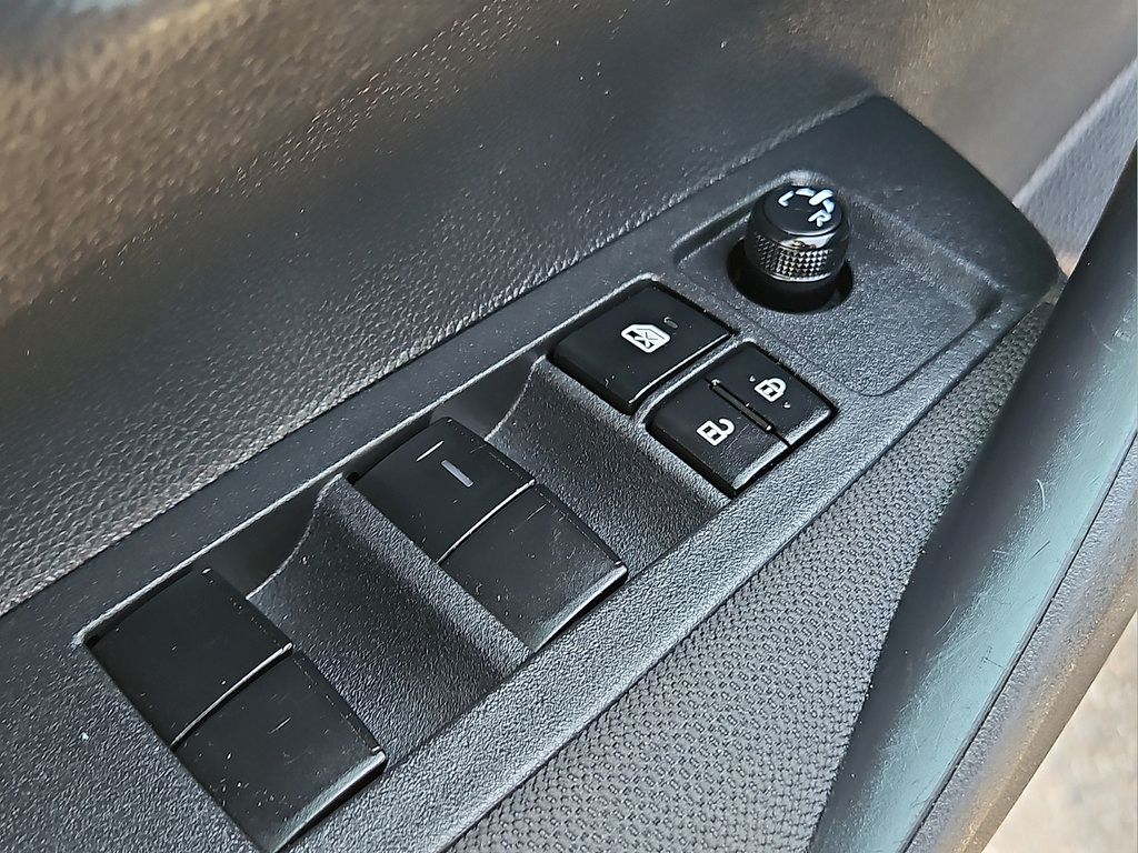 Used 2025 Toyota Corolla LE FWD image 16