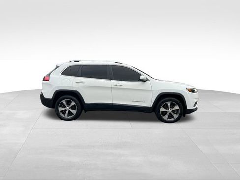 Used 2019 Jeep Cherokee Limited image 6