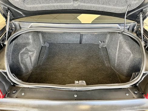 Used 2013 Dodge Challenger R/T image 9