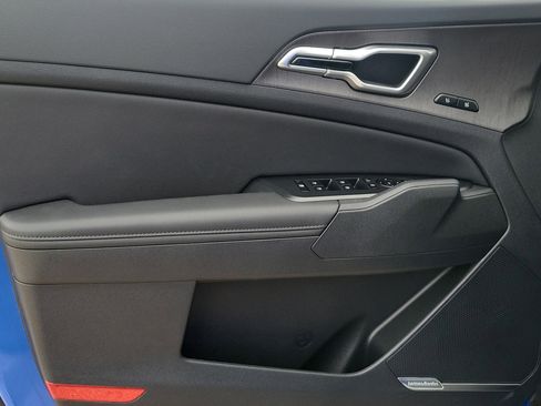 New 2026 Kia Sportage X-Line image 6