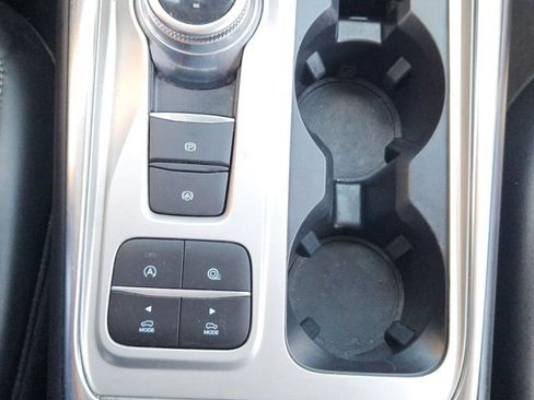 Used 2024 Ford Explorer XLT w/ Equipment Group 202A image 23