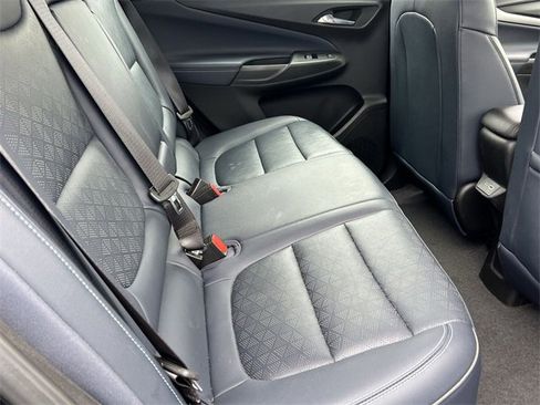 Used 2022 Chevrolet Bolt EUV Premier w/ Sun & Sound Package image 38