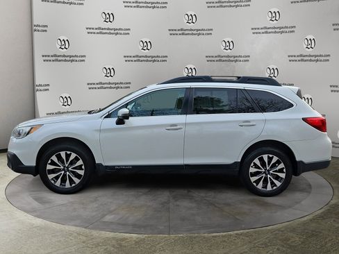 Used 2017 Subaru Outback 2.5i Limited image 2