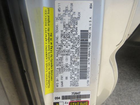 Used 2011 Toyota Tacoma PreRunner image 36