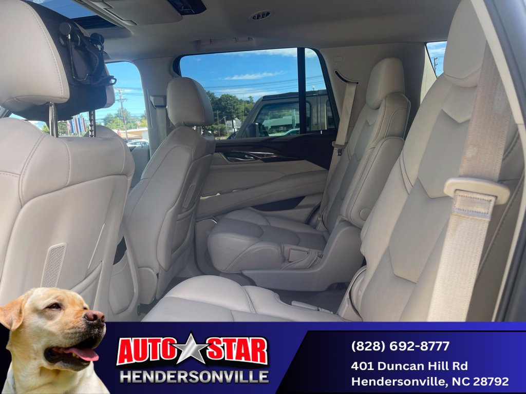 Used 2016 Cadillac Escalade Luxury AWD/4WD image 11