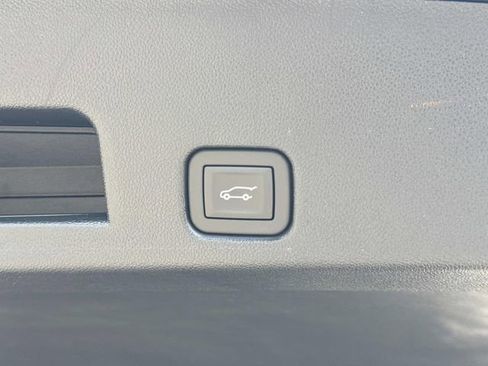 New 2026 GMC Acadia Elevation image 14