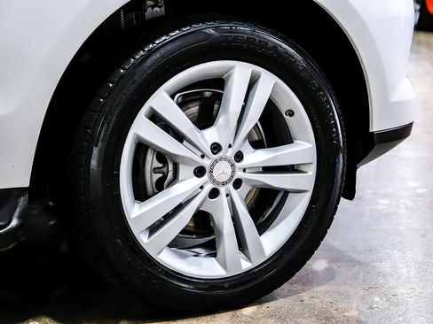 Used 2015 Mercedes-Benz ML 350 4MATIC w/ Premium 1 Package image 63