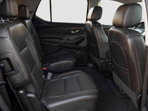 Used 2021 Chevrolet Traverse RS image 15
