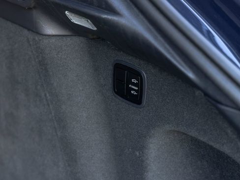 Certified 2018 Porsche Macan GTS AWD/4WD image 50