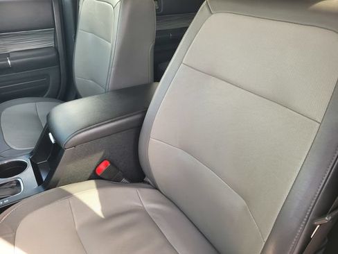Used 2017 Ford Flex SEL w/ Equipment Group 202A FWD image 13