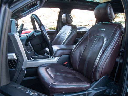 Used 2017 Ford F350 Platinum image 10