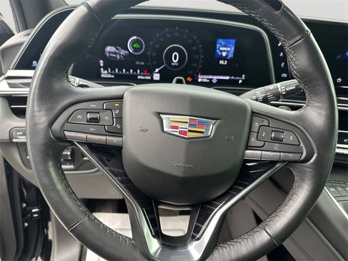 Used 2024 Cadillac Escalade ESV Sport w/ LPO, ONYX Package image 19