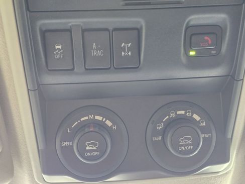 Used 2024 Toyota 4Runner TRD Off-Road image 11