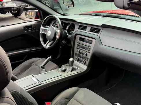 Used 2013 Ford Mustang GT w/ Security Pkg RWD image 26
