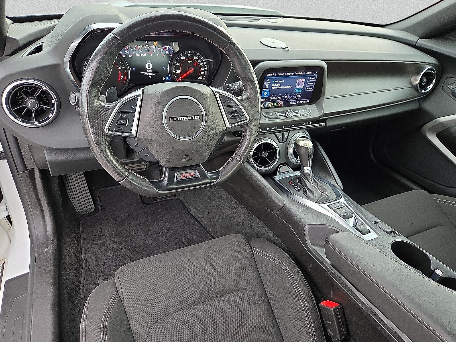 Certified 2022 Chevrolet Camaro SS RWD image 11