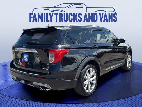 Used 2023 Ford Explorer Platinum w/ Technology Package AWD/4WD image 5