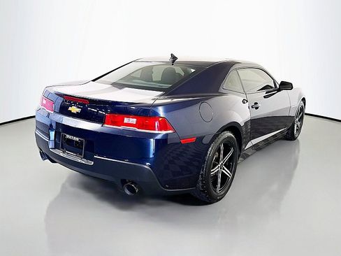 Used 2015 Chevrolet Camaro LT RWD image 7