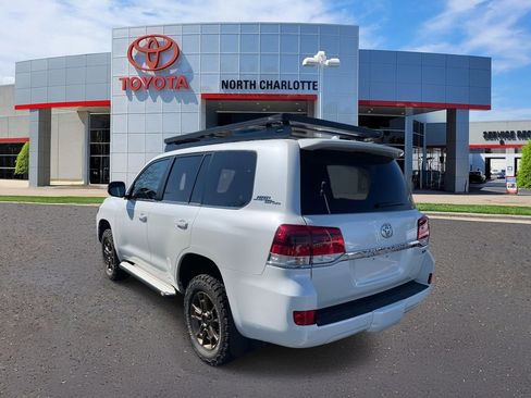 Used 2020 Toyota Land Cruiser Heritage Edition image 8