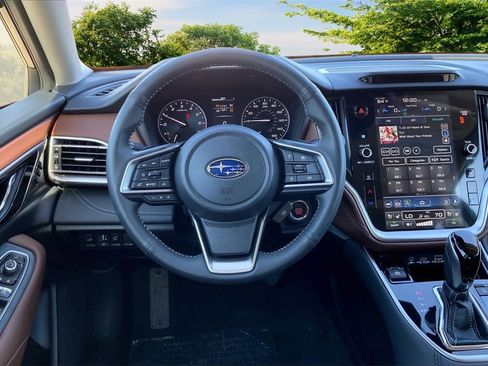 Certified 2025 Subaru Outback Touring image 8